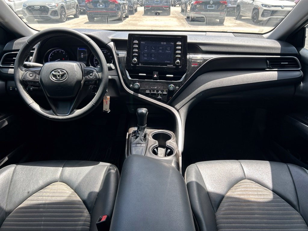 Used 2022 Toyota Camry SE FWD image 7