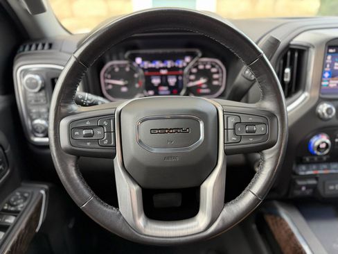 Used 2022 GMC Sierra 2500 Denali w/ Denali Ultimate Package AWD/4WD image 19