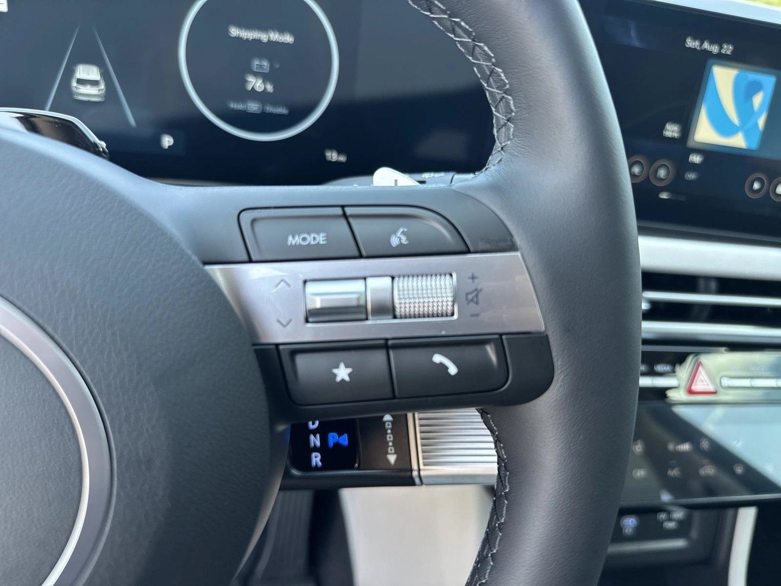 New 2026 Hyundai Tucson Limited FWD image 16