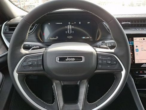 New 2026 Jeep Grand Cherokee Altitude AWD/4WD image 12