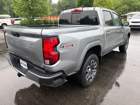 Used 2023 Chevrolet Colorado LT w/ LT Convenience Package AWD/4WD image 5