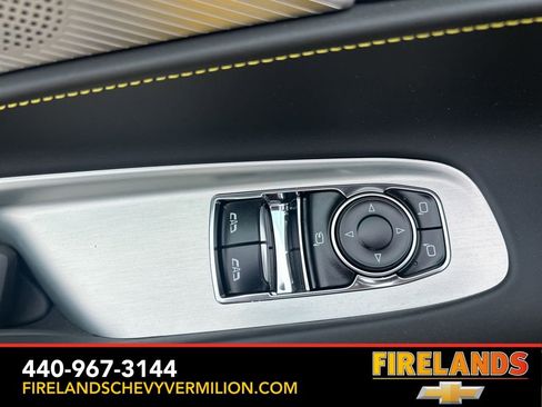 New 2025 Chevrolet Corvette Stingray Premium Cpe w/ Z51 Performance Package image 15