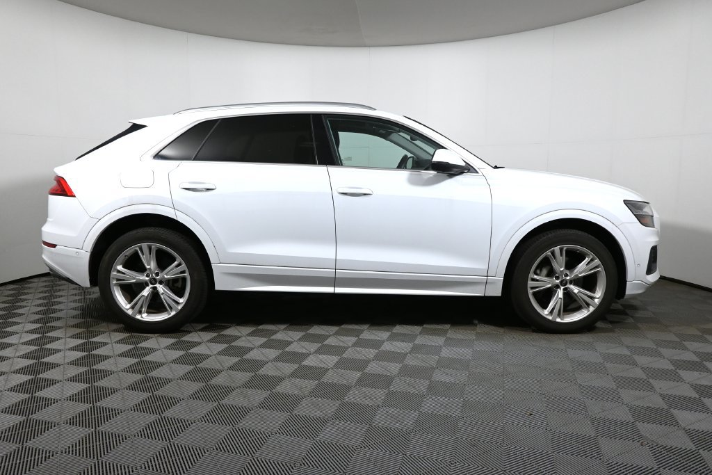Used 2023 Audi Q8 Premium AWD/4WD image 8