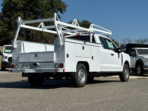 New 2025 Ford F250 XL w/ XL Chrome Package image 3