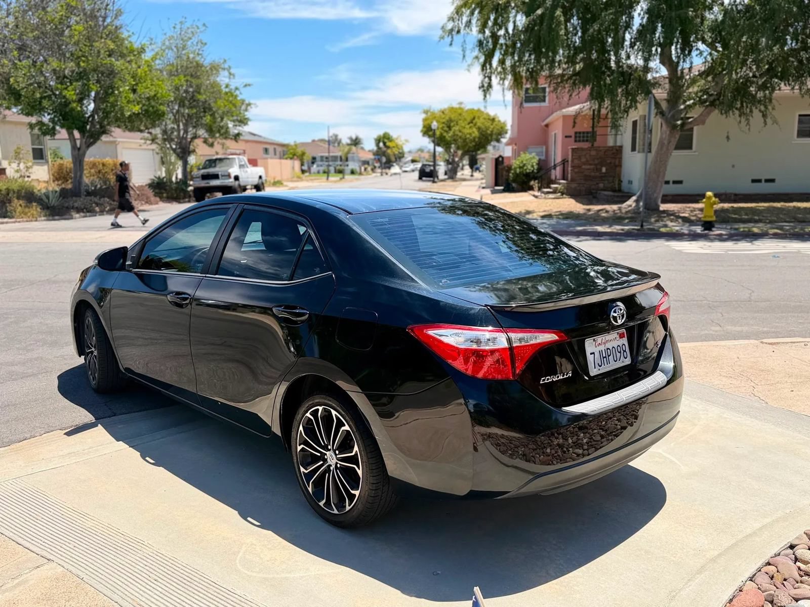 Used 2015 Toyota Corolla S w/ Protection Package FWD image 4