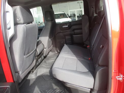 Used 2020 Chevrolet Silverado 1500 LT w/ Texas Edition image 13