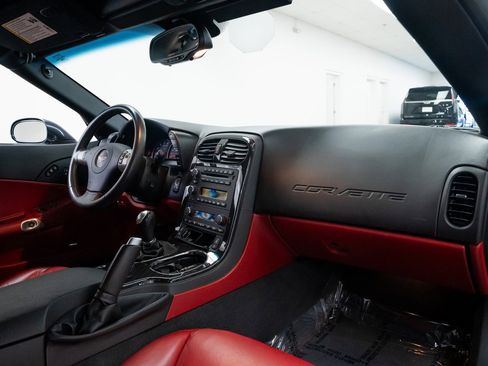 Used 2011 Chevrolet Corvette Grand Sport w/ Preferred Equipment Group image 20