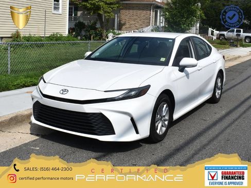 Used 2025 Toyota Camry LE w/ Convenience Package AWD/4WD image 1