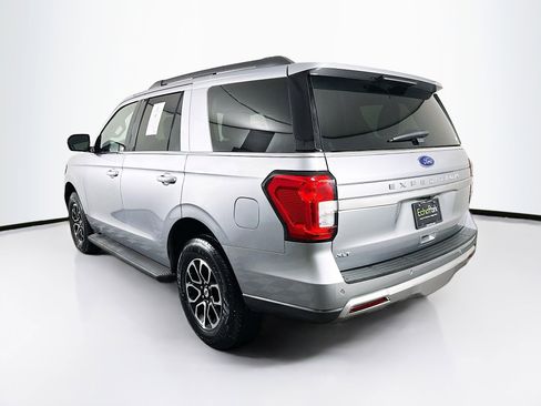 Used 2024 Ford Expedition XLT image 5