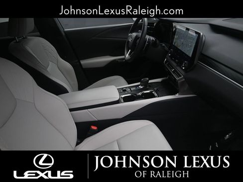 Used 2023 Lexus RX 350 Premium w/ Accessory Package image 10