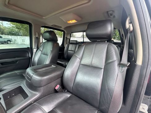 Used 2013 GMC Sierra 3500 SLT AWD/4WD image 7