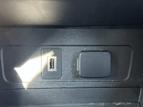 Certified 2019 Ford Escape SEL image 29