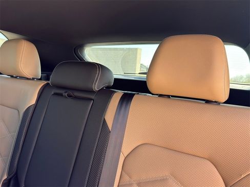 New 2026 Volkswagen Atlas Cross Sport SE image 37