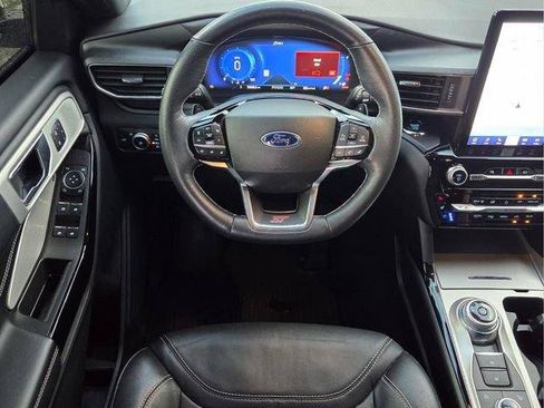 Used 2022 Ford Explorer ST w/ Equipment Group 401A AWD/4WD image 15