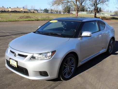 Used 2012 Scion tC image 2