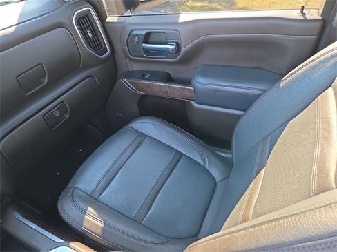 Certified 2023 GMC Sierra 2500 Denali w/ Denali Ultimate Package image 14