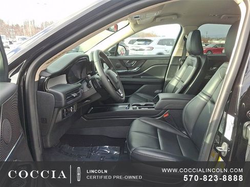 Certified 2024 Lincoln Corsair AWD image 13