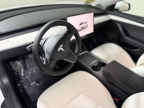 Used 2022 Tesla Model 3 Long Range AWD/4WD image 20