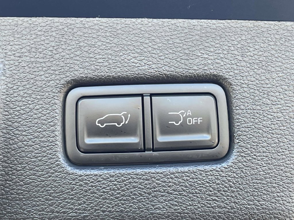 Used 2025 Kia Telluride S FWD image 44