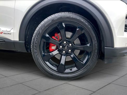 Used 2023 Ford Explorer ST w/ Equipment Group 401A image 10