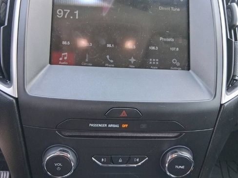 Used 2016 Ford Edge SEL w/ Equipment Group 201A AWD/4WD image 11