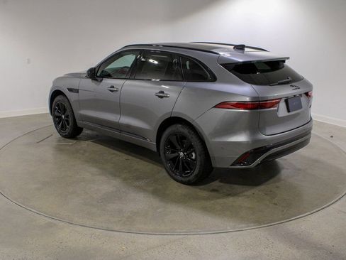 New 2026 Jaguar F-PACE R-Dynamic S image 3