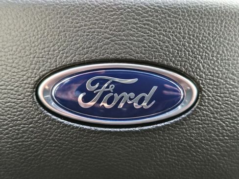 Used 2022 Ford Explorer Limited w/ Equipment Group 301A image 41