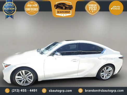 Used 2023 Lexus IS 300 w/ Comfort Package RWD image 2