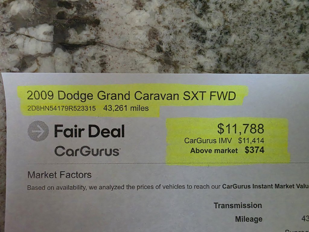 Used 2009 Dodge Grand Caravan SXT w/ Entertainment Group 2 FWD image 10