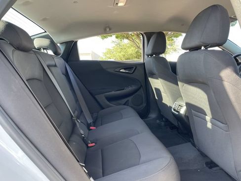 Used 2023 Chevrolet Malibu LT FWD image 27