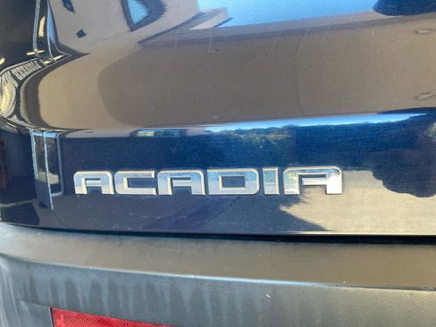 Used 2017 GMC Acadia SLE AWD/4WD image 36
