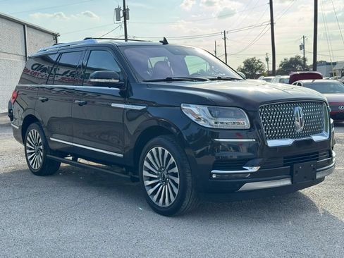 Used 2020 Lincoln Navigator Reserve w/ Luxury Package AWD/4WD image 9