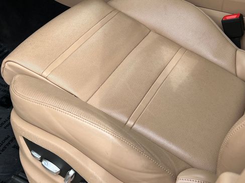 Used 2021 Porsche Cayenne S image 33