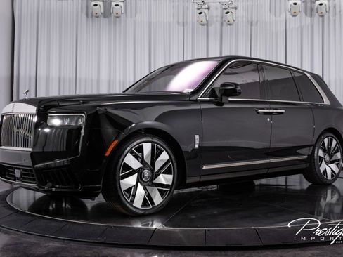 Used 2025 Rolls-Royce Cullinan image 7