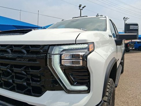 New 2026 Chevrolet Silverado 2500 ZR2 w/ LPO, Dark Essentials Package AWD/4WD image 3