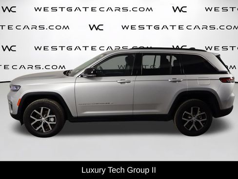 Used 2024 Jeep Grand Cherokee Limited w/ Luxury Tech Group II RWD image 5