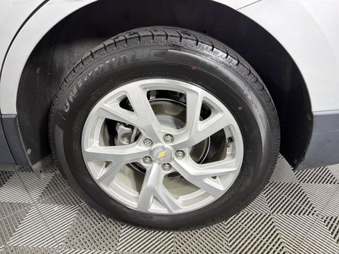 Used 2018 Chevrolet Equinox Premier FWD image 20