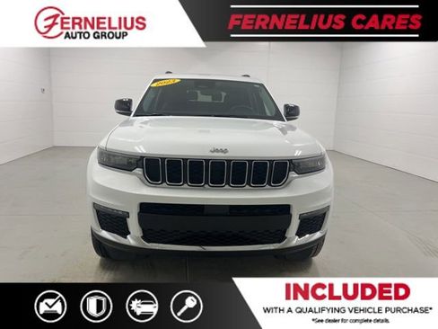 Used 2023 Jeep Grand Cherokee L Limited w/ Trailer Tow Group (B) image 2