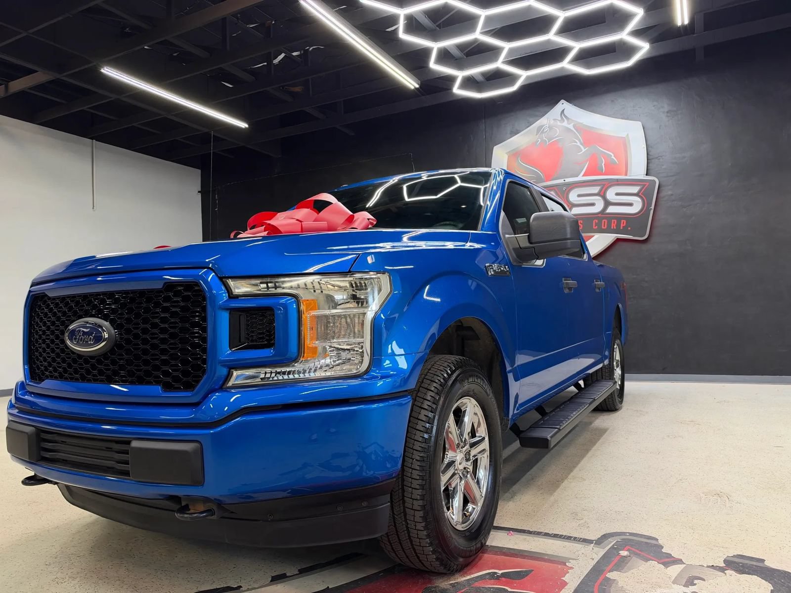 Used 2019 Ford F150 XL w/ XL Power Equipment Group AWD/4WD image 3