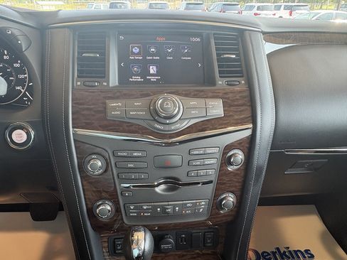 Used 2020 Nissan Armada SL w/ Premium Package AWD/4WD image 16