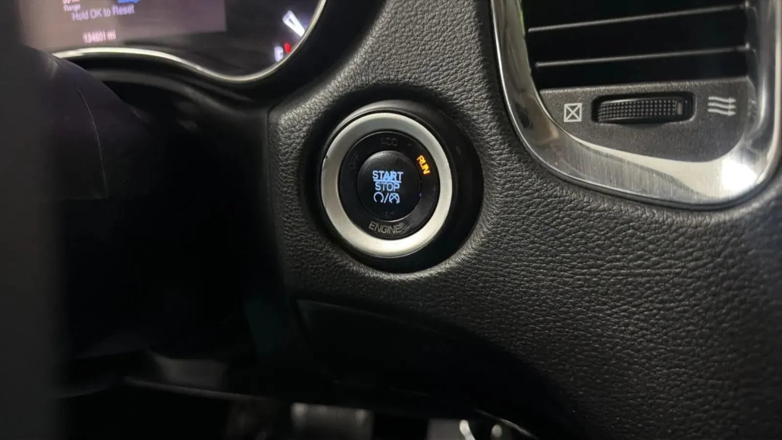 Used 2015 Dodge Durango Limited RWD image 15