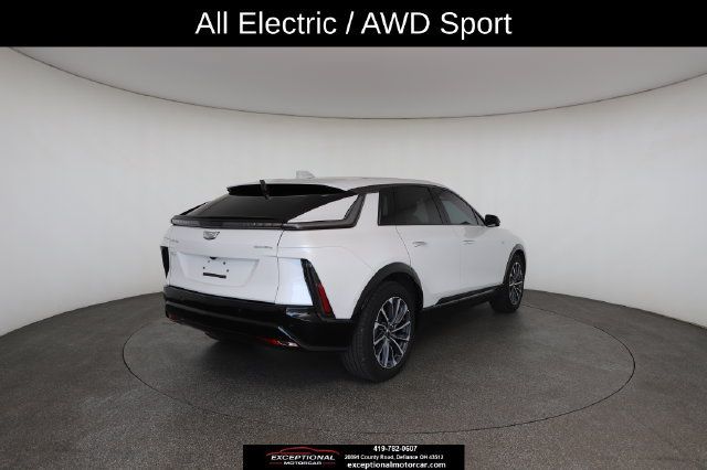 Used 2024 Cadillac Lyriq Sport w/ LPO, Floor Liner Package AWD/4WD image 18