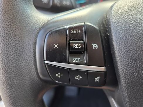 Used 2022 Ford Escape SE FWD image 21