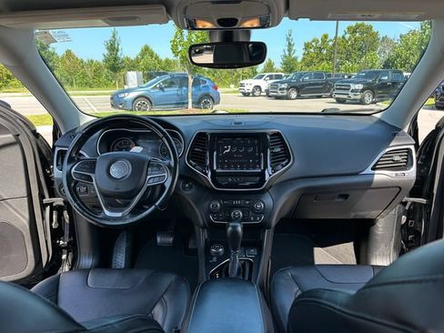 Used 2020 Jeep Cherokee Limited AWD/4WD image 26