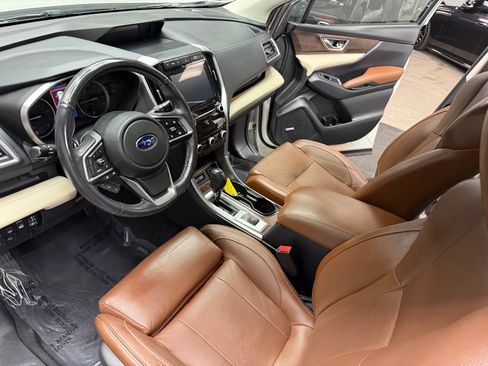 Used 2022 Subaru Ascent Touring AWD/4WD image 32
