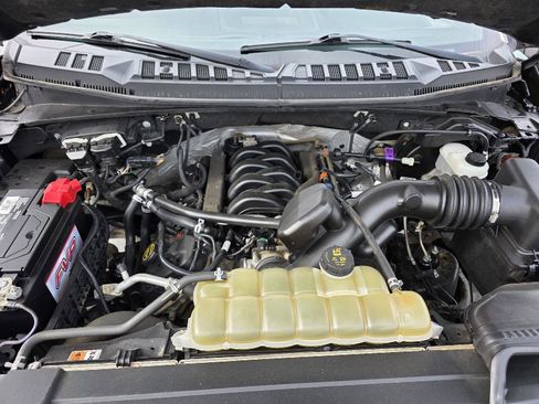 Used 2017 Ford F150 XLT w/ Equipment Group 301A Mid image 31