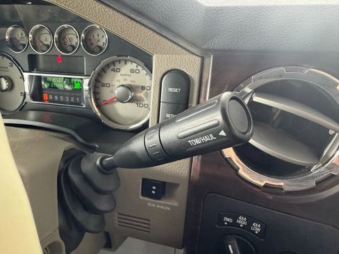 Used 2009 Ford F250 Lariat AWD/4WD image 19