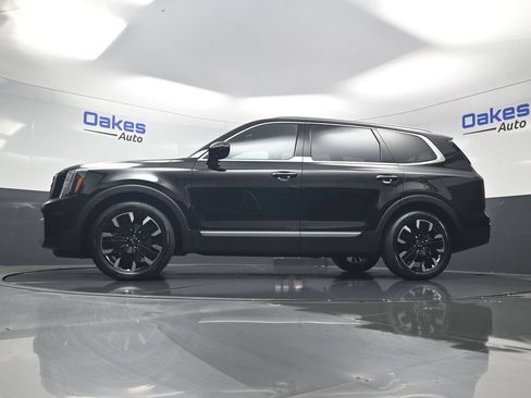 Certified 2025 Kia Telluride SX Prestige AWD/4WD image 46