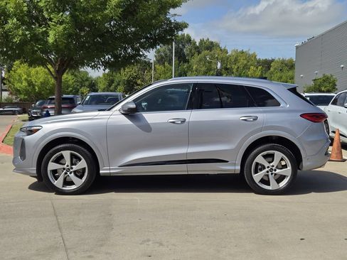 Used 2025 Audi Q5 Premium Plus w/ Premium Plus AWD/4WD image 7