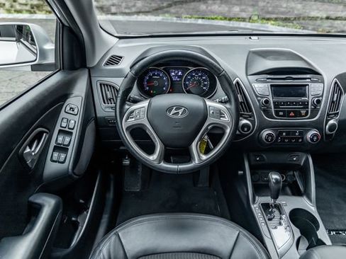 Used 2012 Hyundai Tucson GLS AWD/4WD image 26